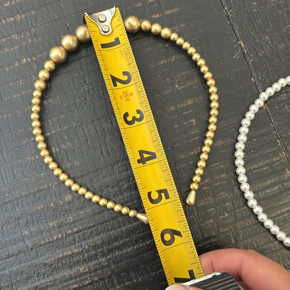 🎈4 LISTINGS FOR $20! 2 New Headbands 1 gold pearl and 1 white pearl headband - Picture 3 of 5